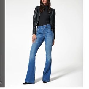 Spanx jeans size large, regular length.